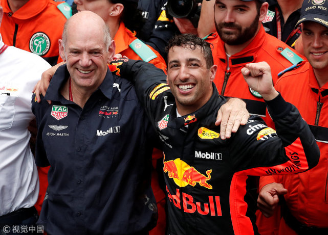 熊猫直播官网-冠军杯小组赛夺冠罗盘，热门球队发挥稳定领跑