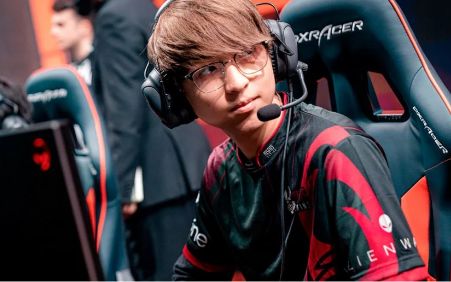 T1碾压Rogue，Hanssama完成帽子戏法的简单介绍