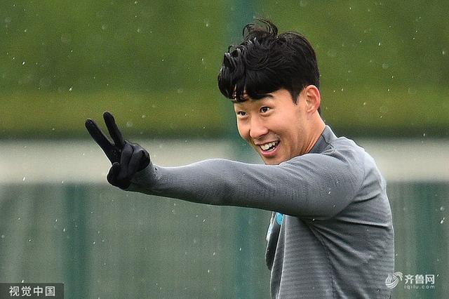 意大利射箭选手稳坐金牌，稳健的发挥博得赞誉