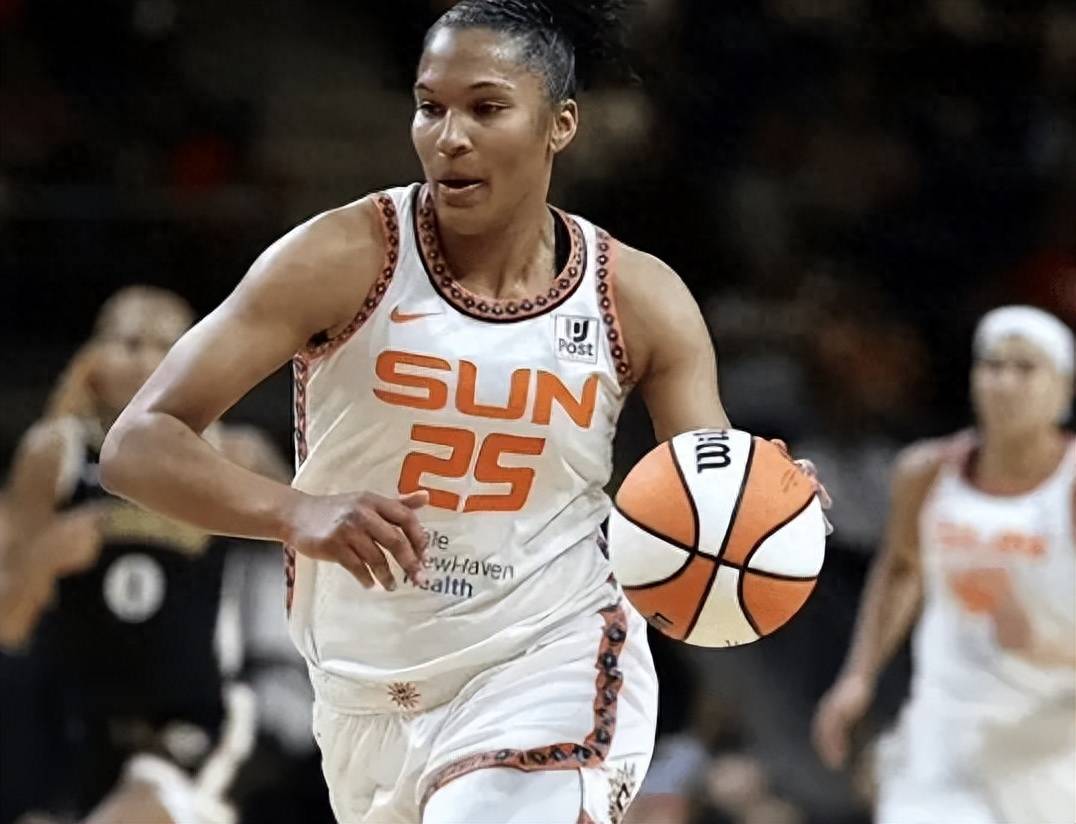 尼斯官方宣布签约前锋，球队锋线再添火力的简单介绍